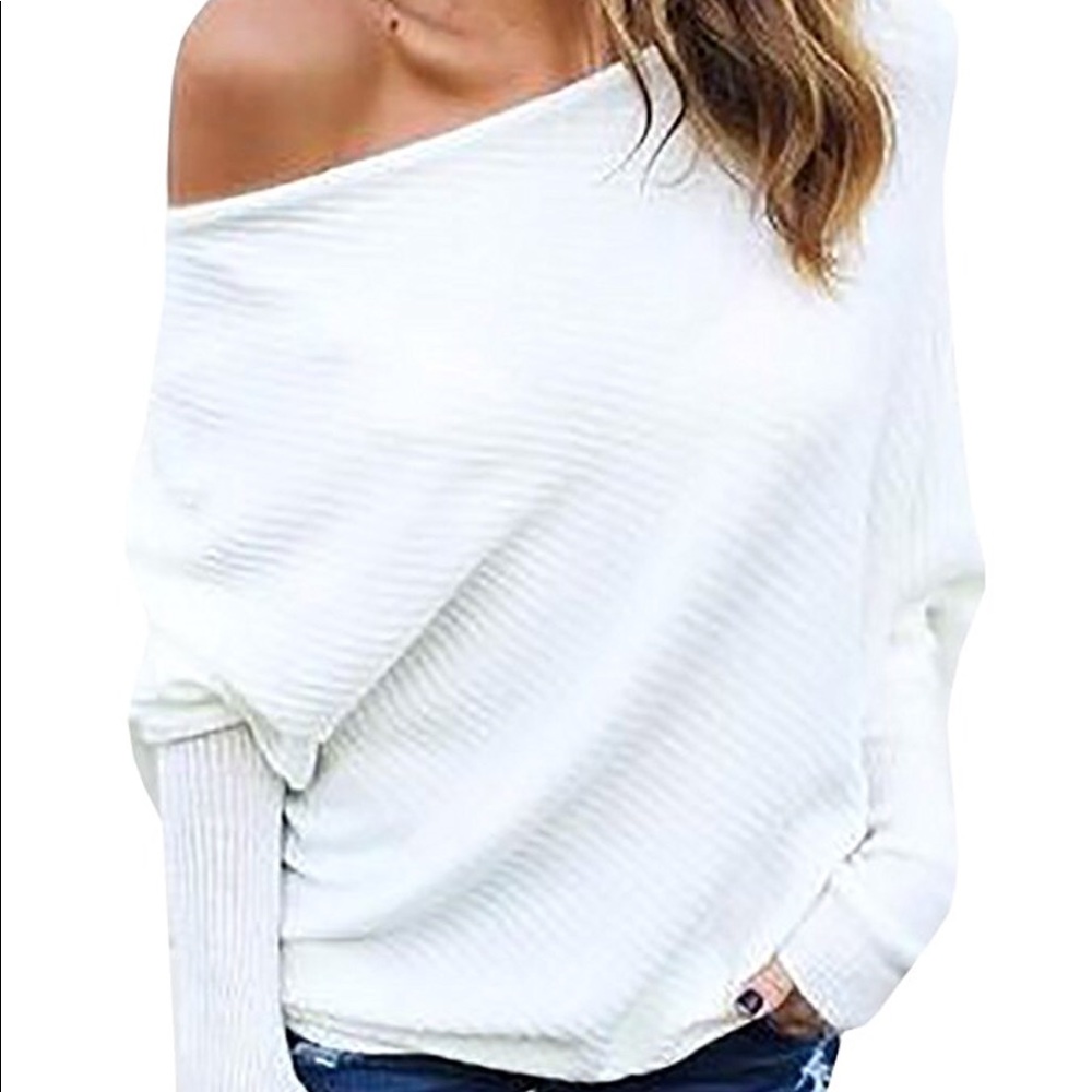 White slouchy off the shoulder sweater/shirt